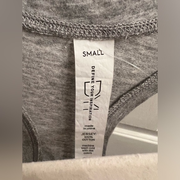 Size small gray activewear athletic racerback tank top - Picture 4 of 4